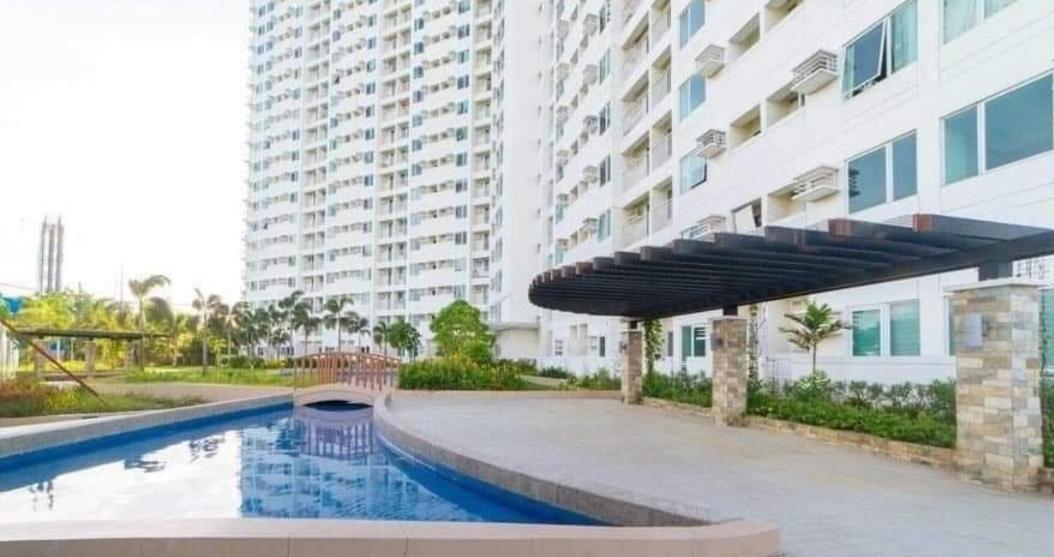 Room In Alabang マニラ市 エクステリア 写真